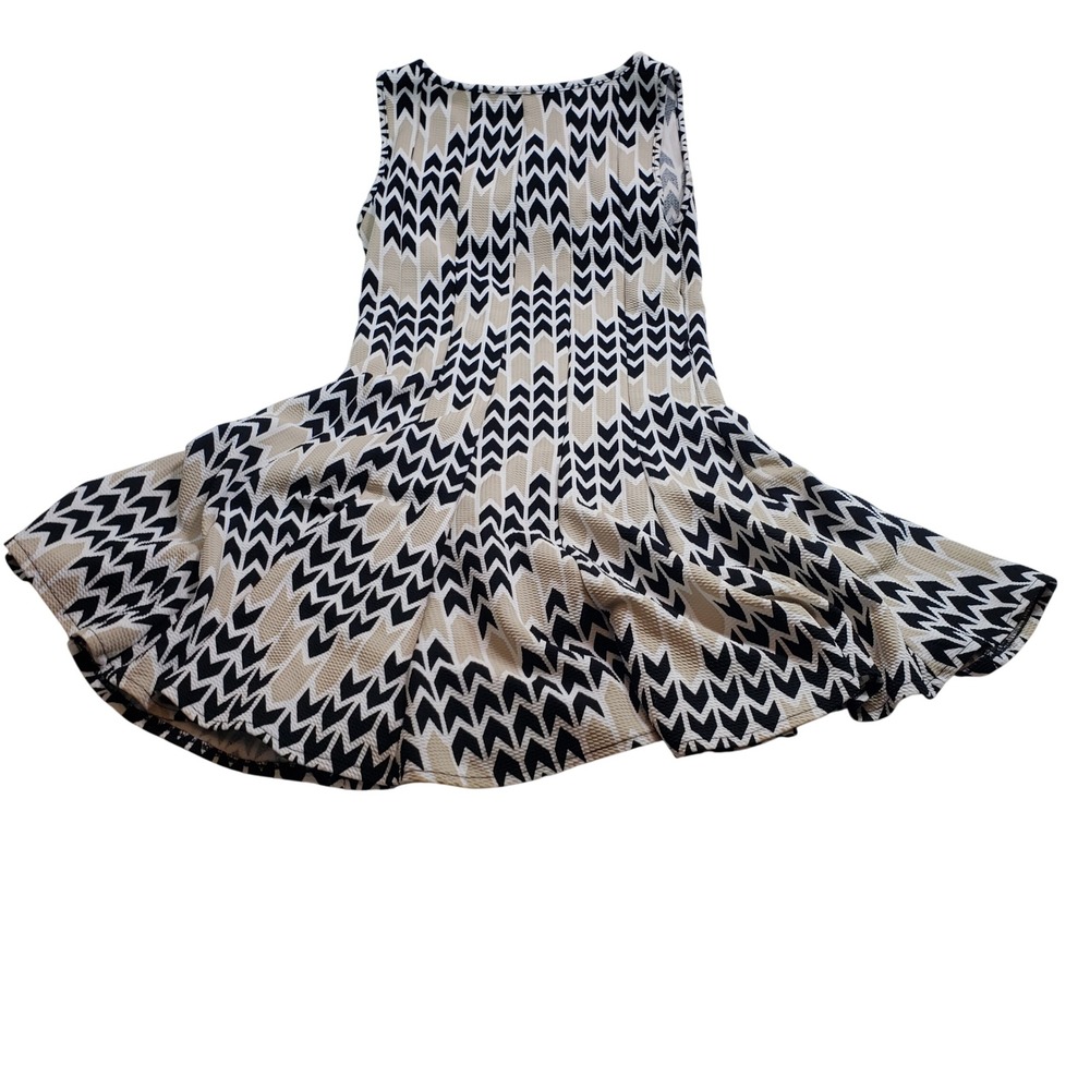 Haani Womens Chevron Geometric Fit and Flare Dress Size M Black Tan White - Picture 4 of 6